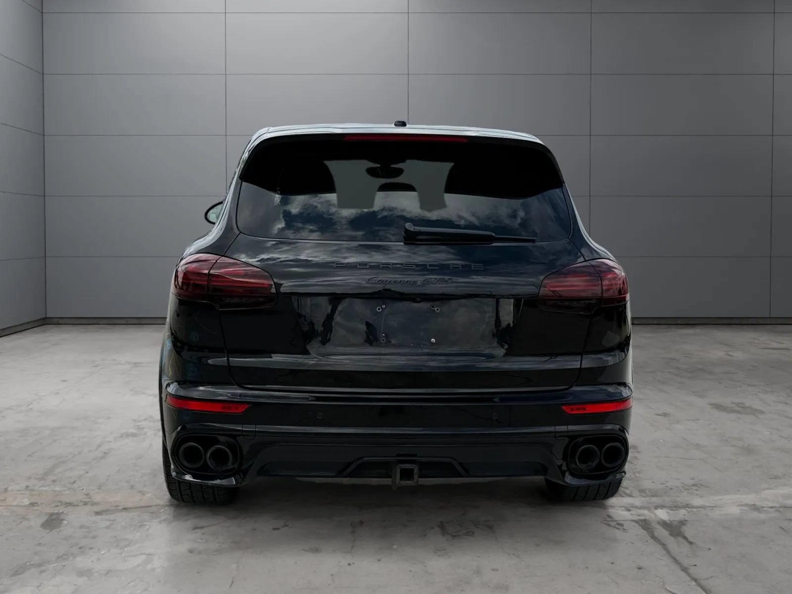 Used 2016 Porsche Cayenne GTS AWD/4WD image 11