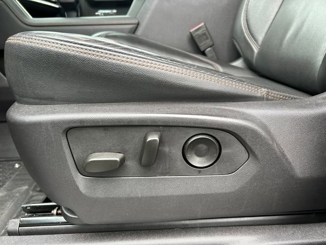 Used 2024 GMC Sierra 1500 AT4 w/ Technology Package image 11