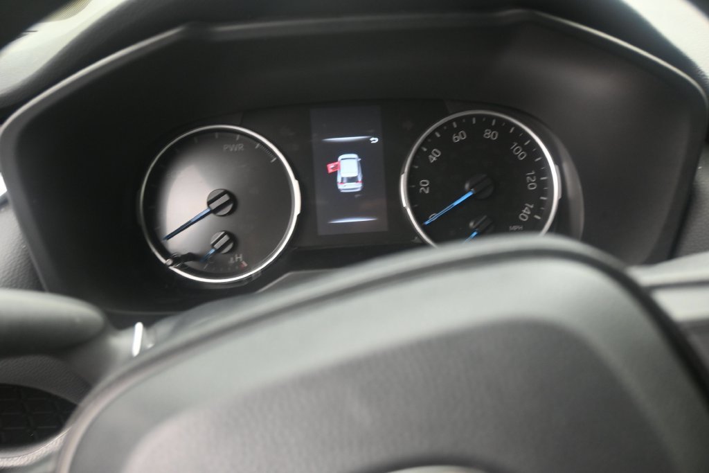 Used 2022 Toyota RAV4 LE AWD/4WD image 12