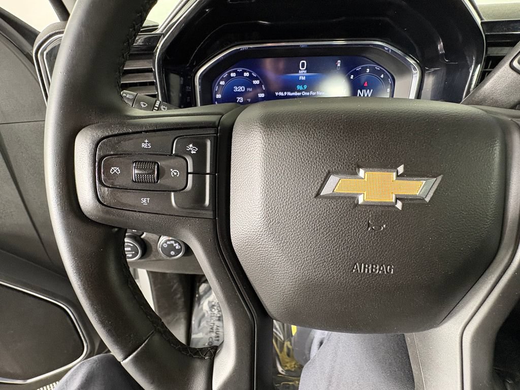 Used 2024 Chevrolet Silverado 3500 LT AWD/4WD image 22