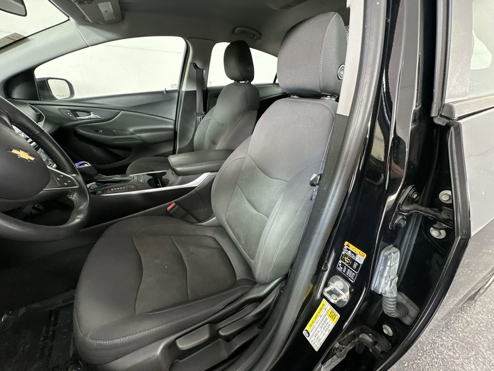 Used 2017 Chevrolet Volt LT image 11