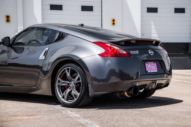 Used 2010 Nissan 370Z Touring w/ Sport Pkg RWD image 43