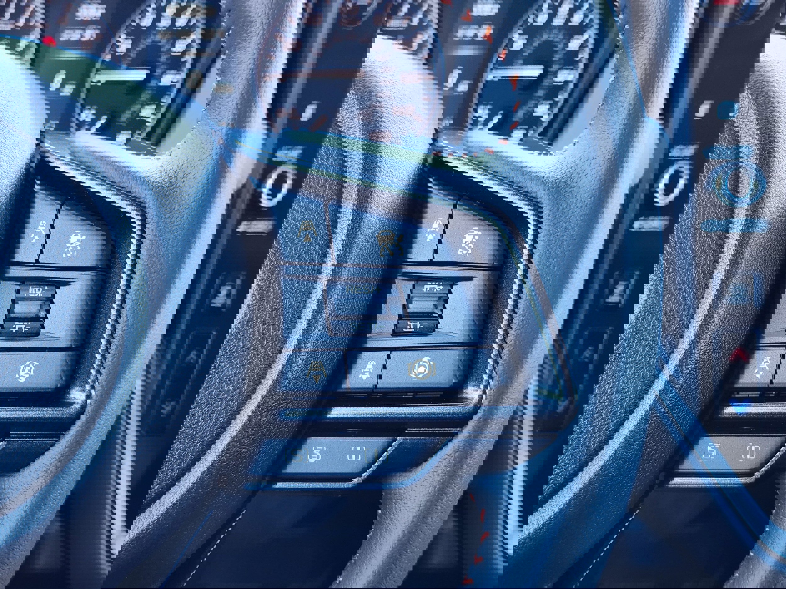 New 2025 Subaru Crosstrek 2.5i Limited w/ Popular Package #4A image 17