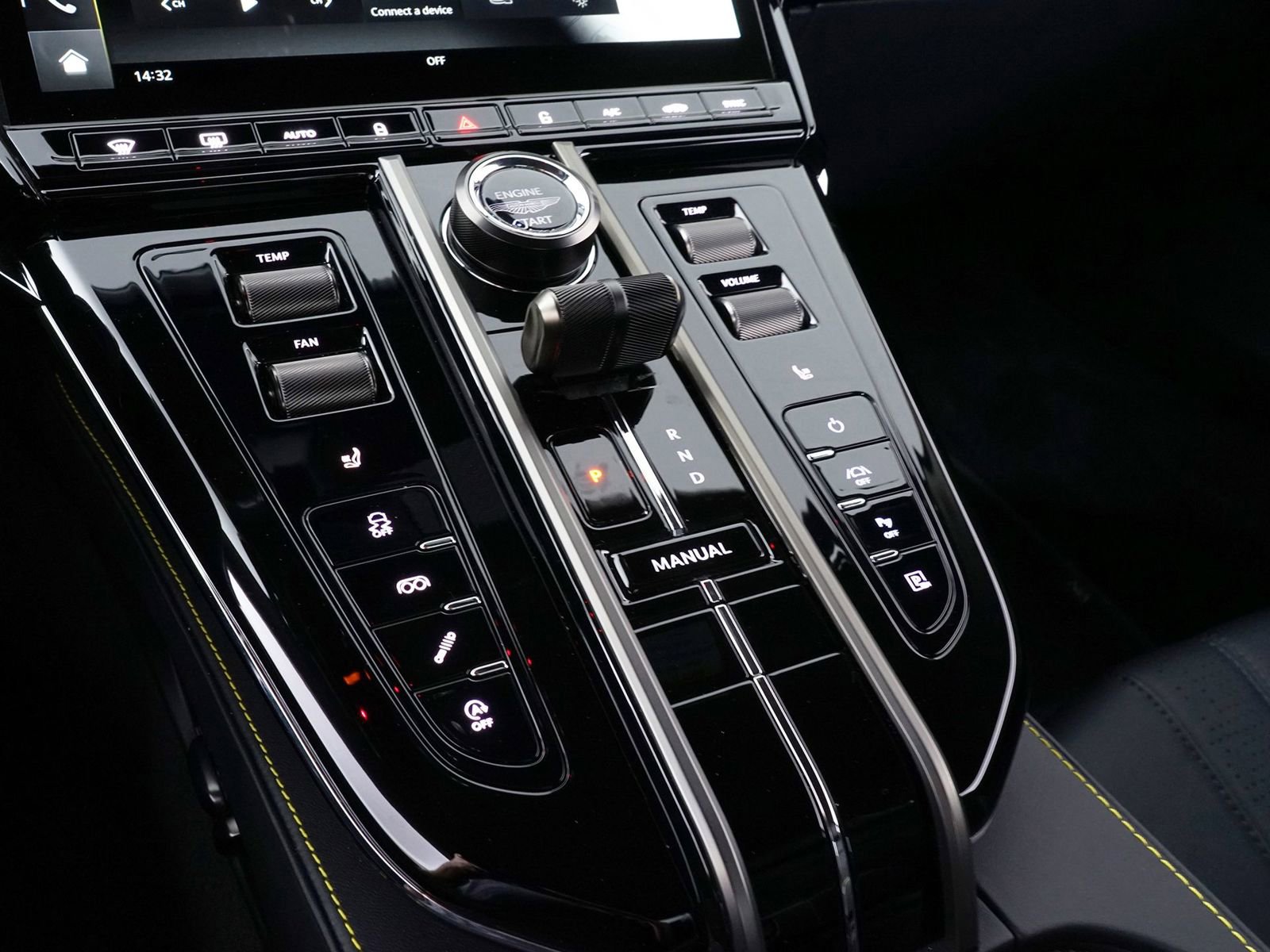 New 2026 Aston Martin V8 Vantage Coupe image 24