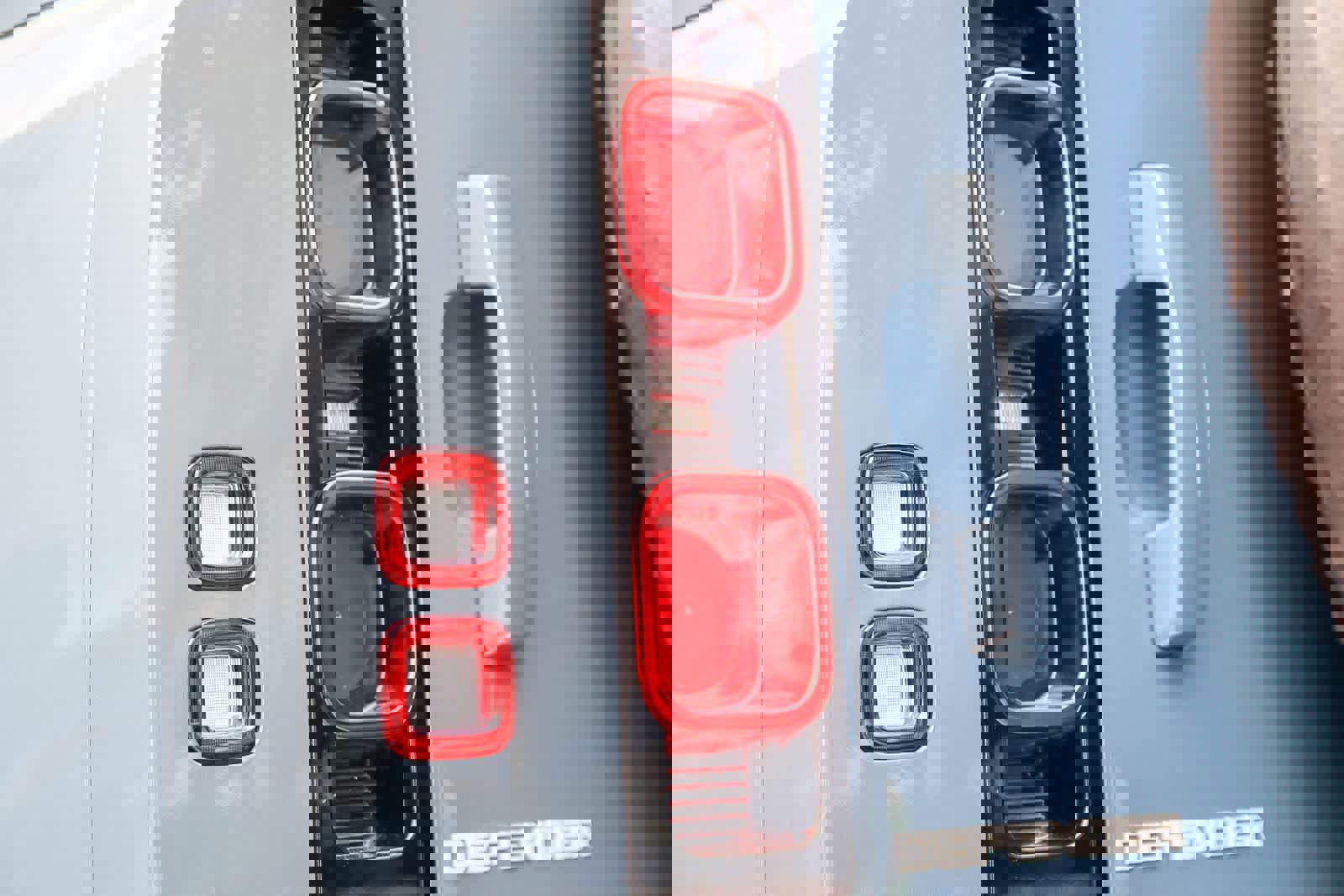 Used 2023 Land Rover Defender 110 S image 7