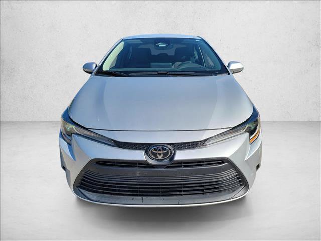 Used 2023 Toyota Corolla LE FWD image 2