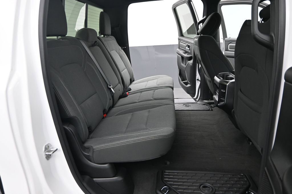 Used 2023 RAM 1500 Big Horn AWD/4WD image 28