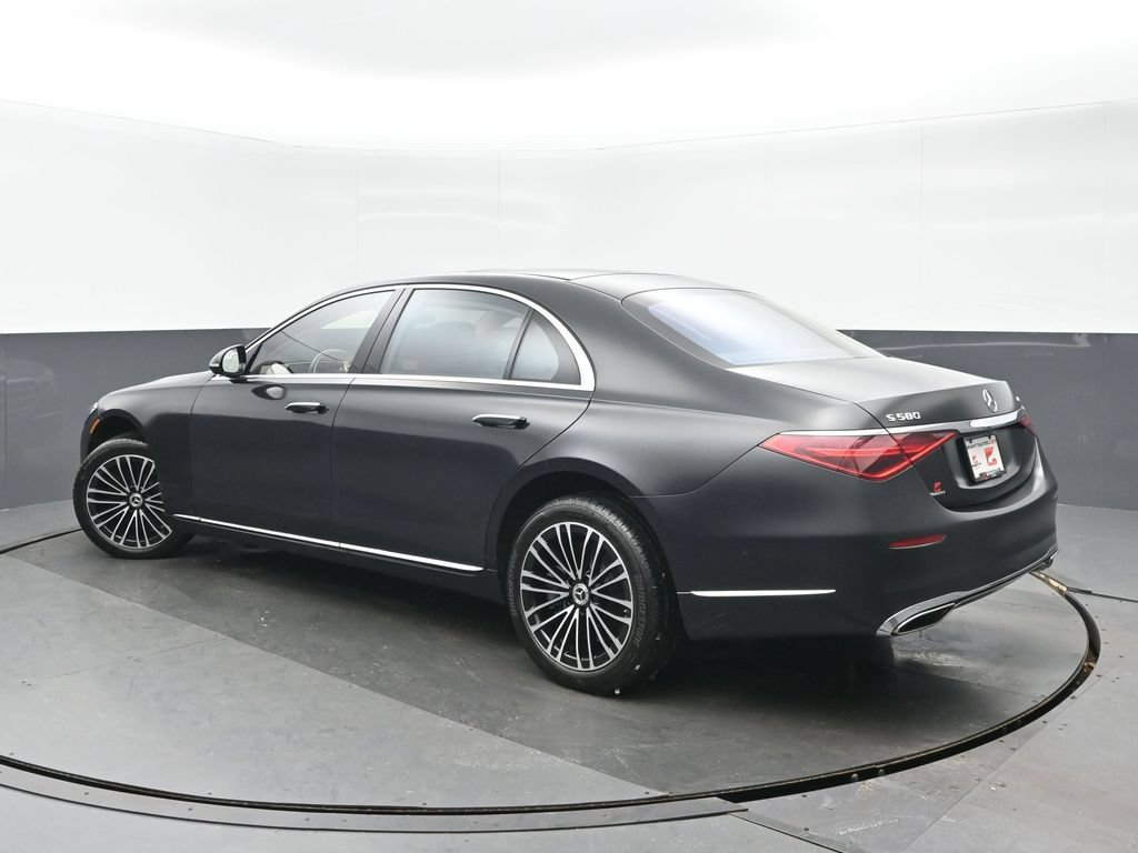 Used 2023 Mercedes-Benz S 580 4MATIC Sedan image 5