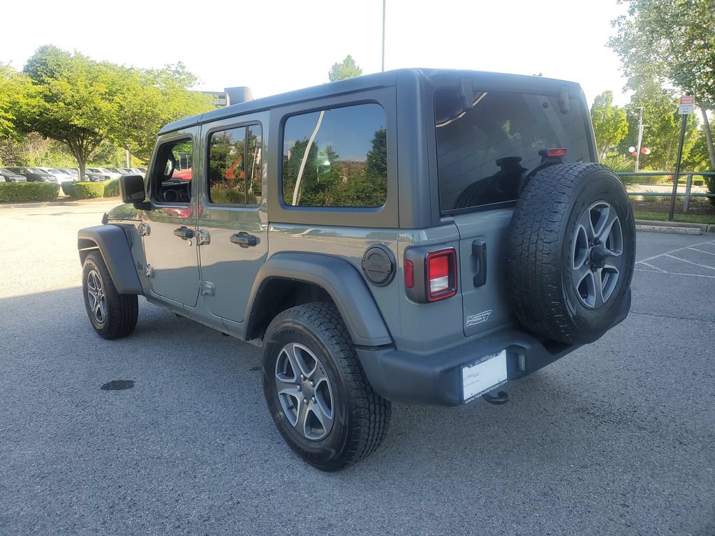 Used 2022 Jeep Wrangler Unlimited Sport AWD/4WD image 3