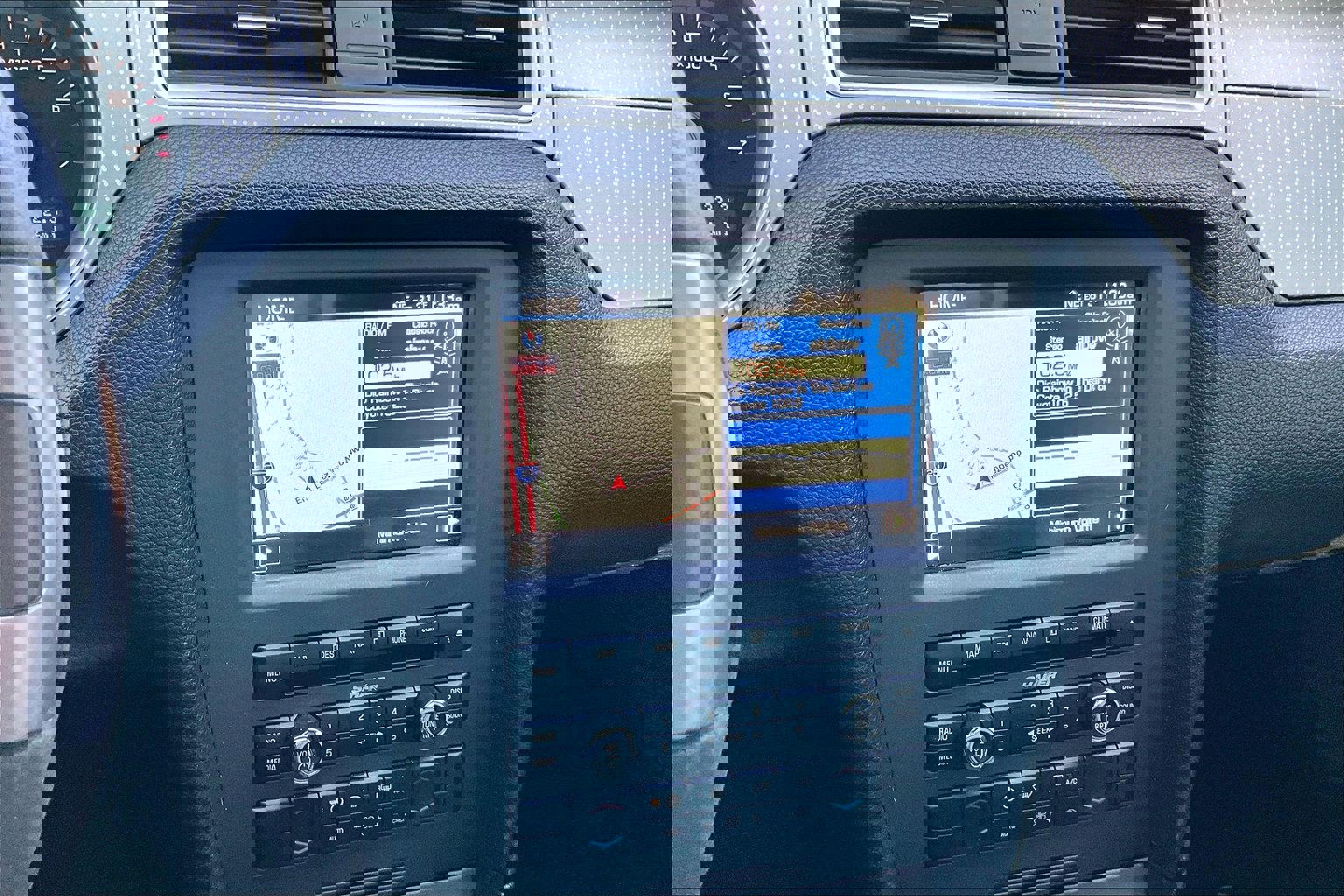 Used 2012 Ford Mustang Shelby GT500 w/ Electronics Pkg image 13