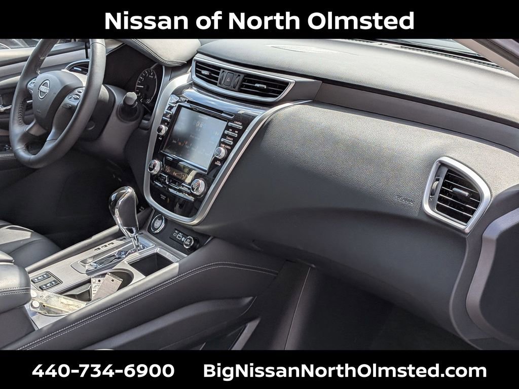 Certified 2024 Nissan Murano SV w/ SV Midnight Edition Package AWD/4WD image 28