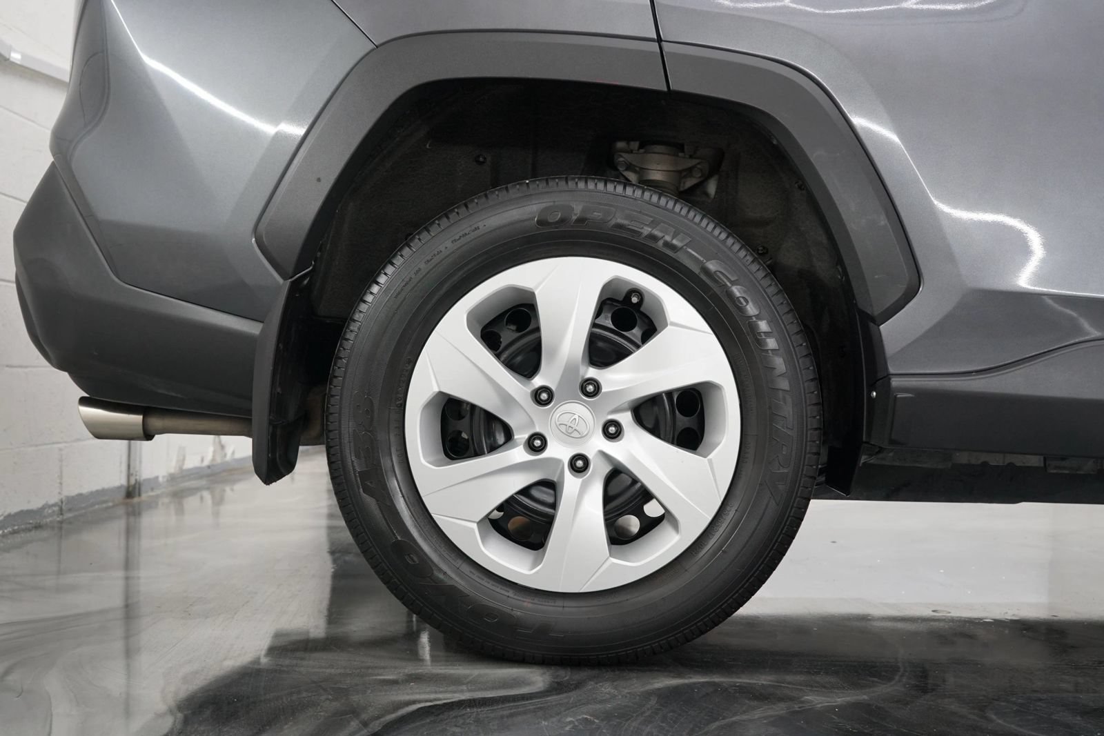 Used 2020 Toyota RAV4 LE w/ All Weather Liner Package AWD/4WD image 6