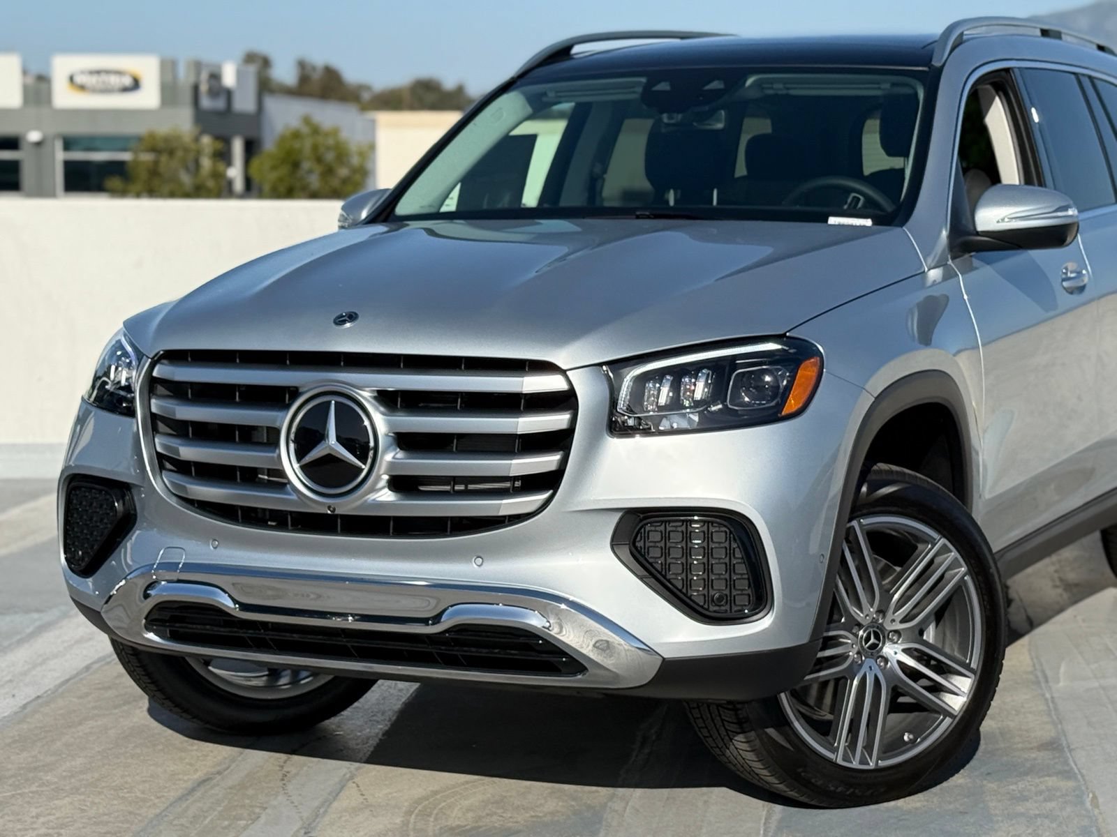 New 2026 Mercedes-Benz GLS 450 4MATIC image 3