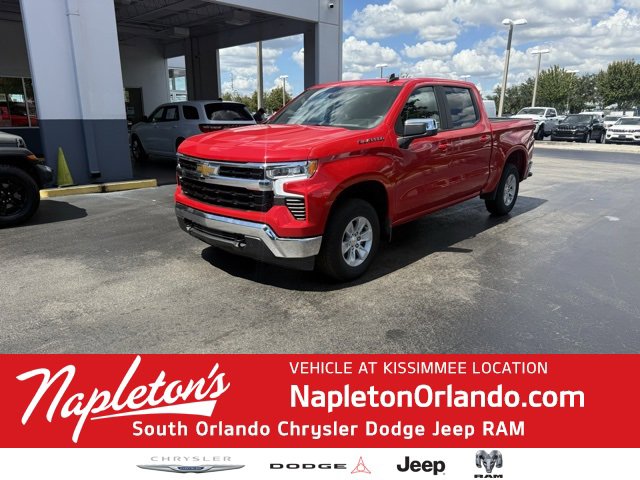Used 2025 Chevrolet Silverado 1500 LT image 1