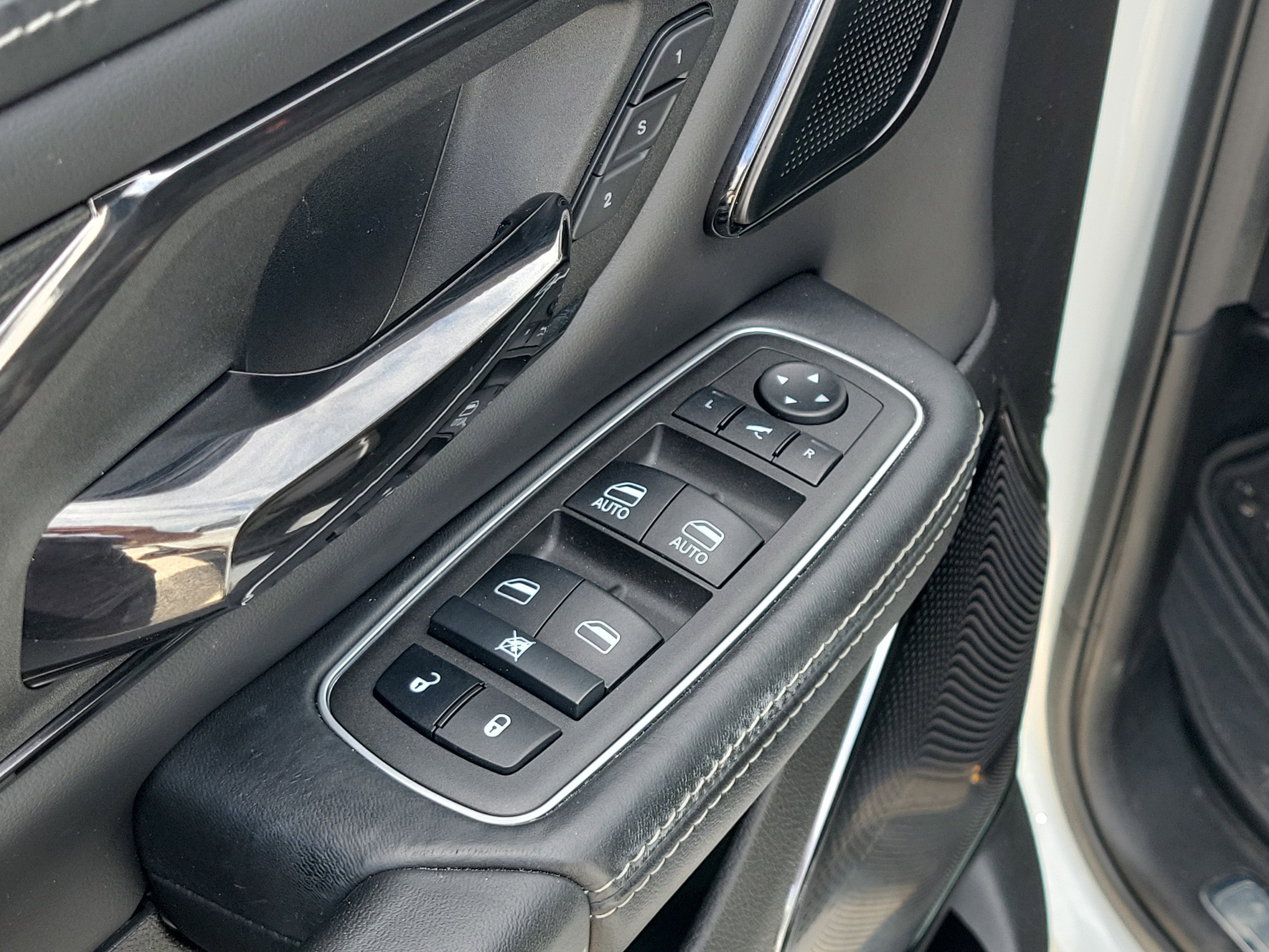 Used 2022 RAM 1500 Limited image 20