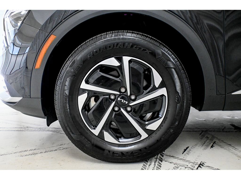 Used 2023 Kia Sportage LX image 21