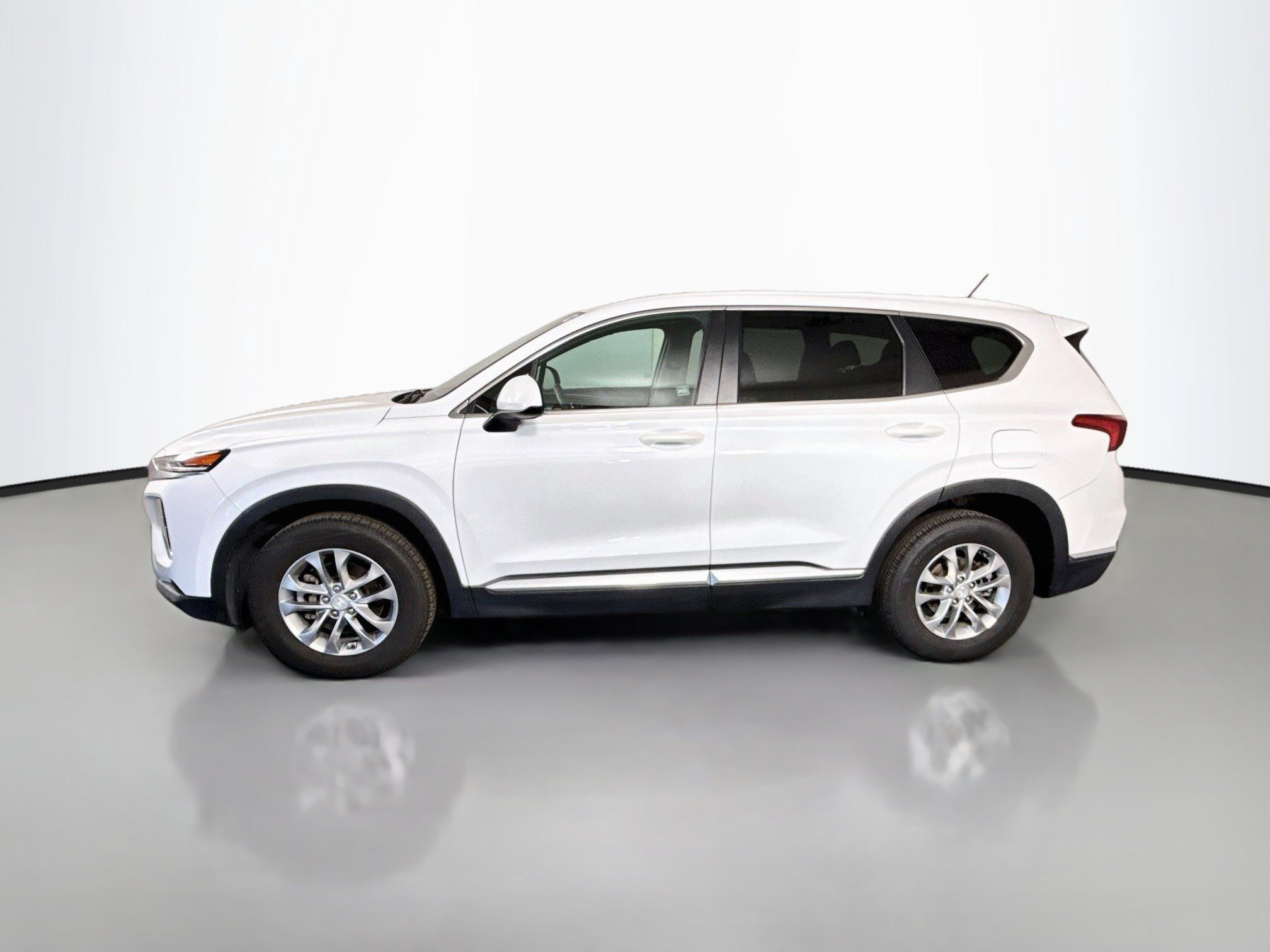 Used 2020 Hyundai Santa Fe SE FWD image 6