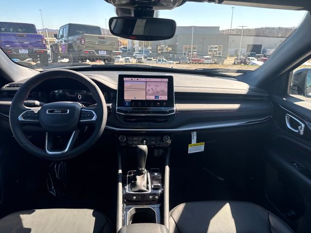 New 2026 Jeep Compass Trailhawk w/ Sun, Sound & Navigation Group image 17