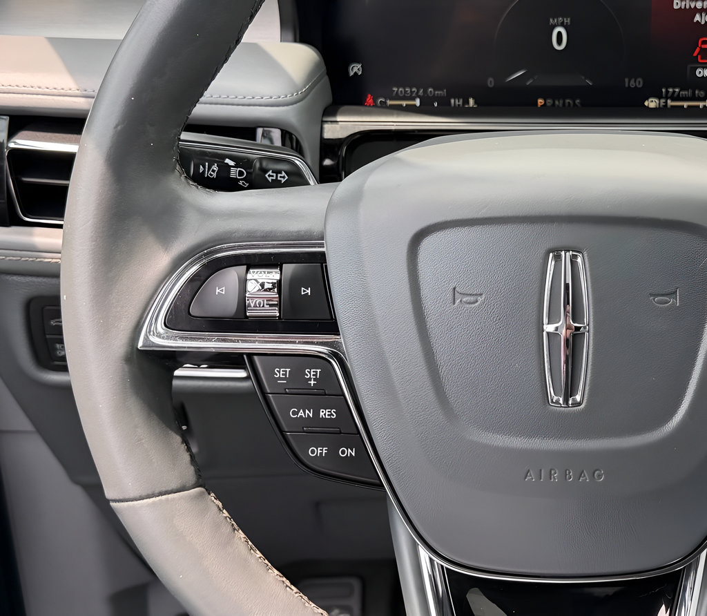 Used 2021 Lincoln Nautilus Reserve FWD image 40