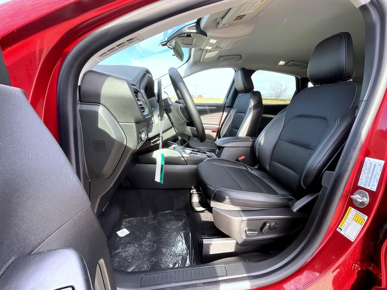 New 2026 Ford Escape SE image 9