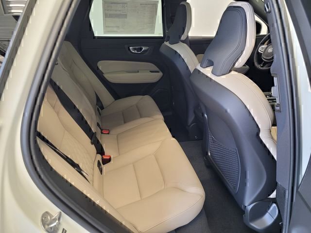Certified 2026 Volvo XC60 B5 Core w/ Protection Package Premier image 11