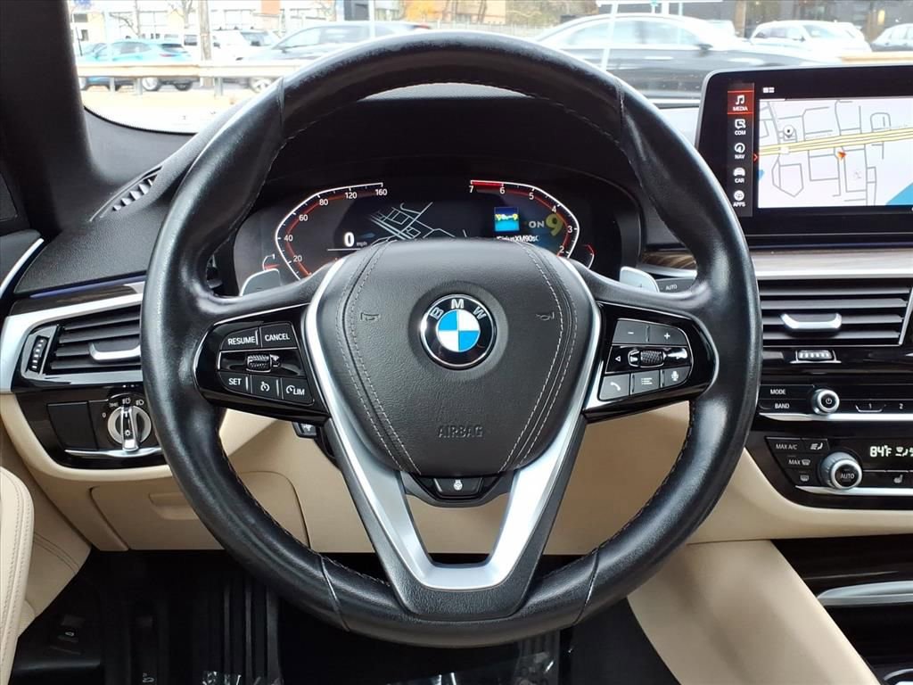 Used 2022 BMW 530i xDrive w/ Convenience Package image 18