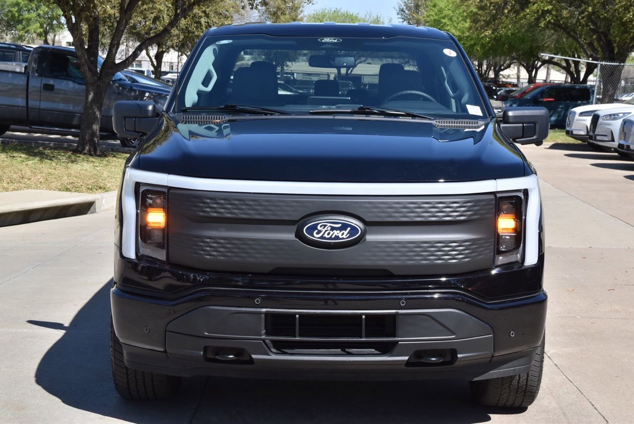Used 2025 Ford F150 Lightning Flash AWD/4WD image 1