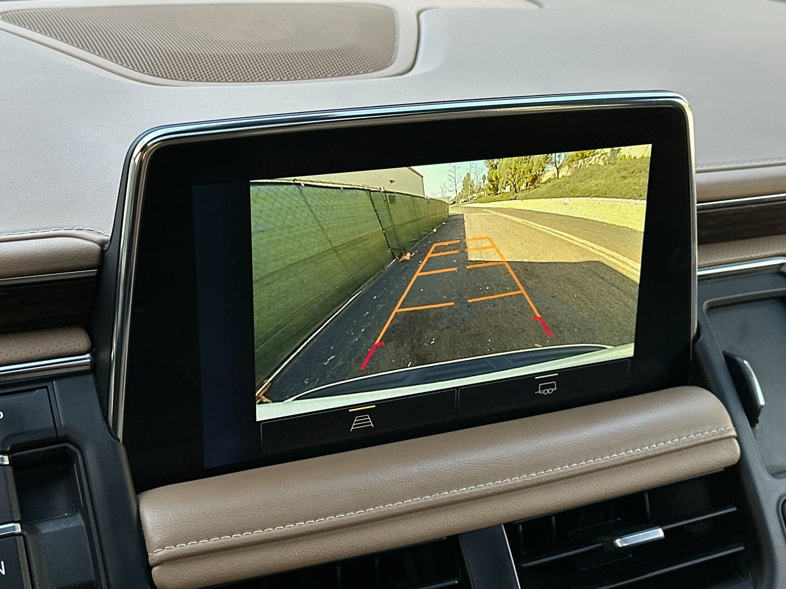 Used 2022 Chevrolet Tahoe Premier image 24