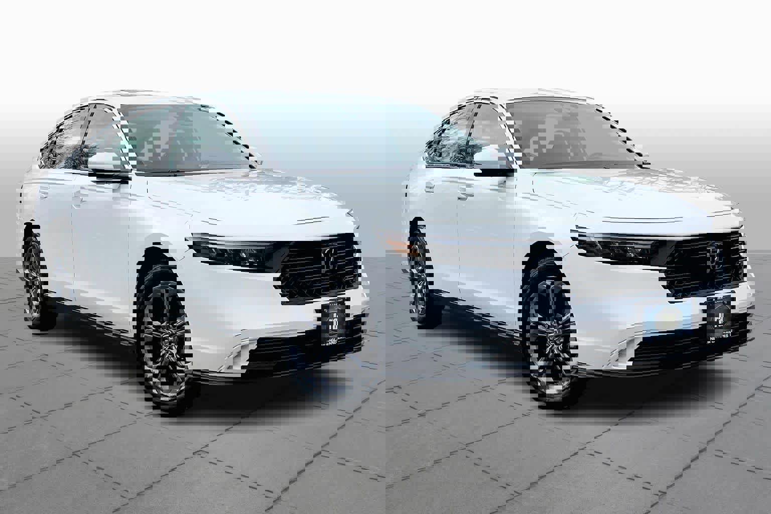 Used 2024 Honda Accord EX image 3