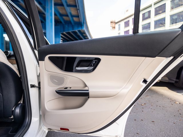 Used 2025 Mercedes-Benz C 300 C 300 image 36