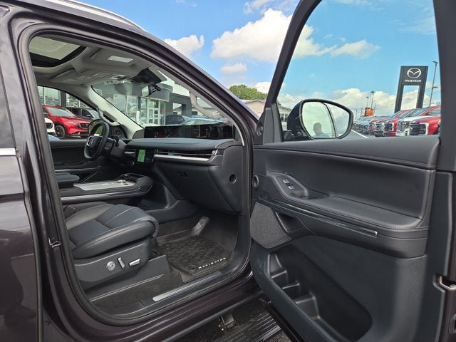 Used 2026 Lincoln Navigator L Reserve AWD/4WD image 15