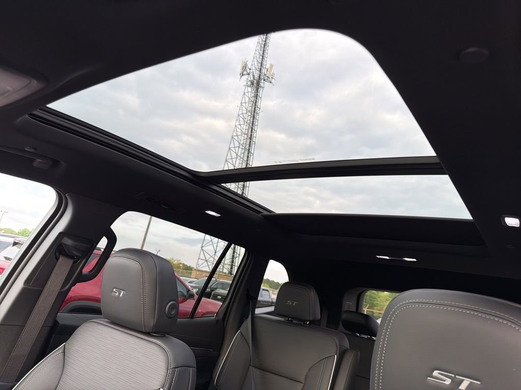 Used 2026 Buick Enclave Sport Touring w/ Power Package image 23