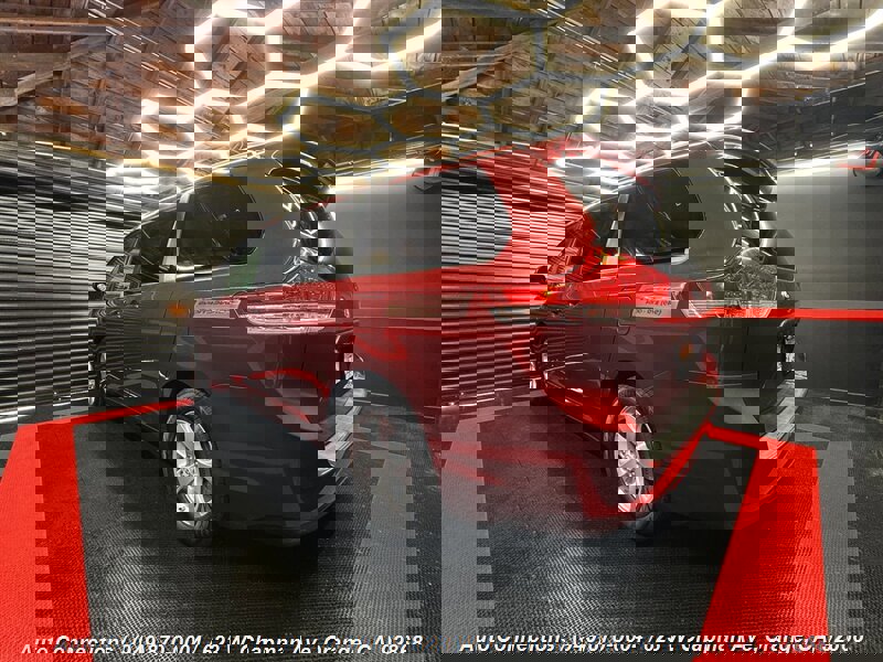 Used 2012 Toyota Sienna LE w/ Towing Pkg image 4