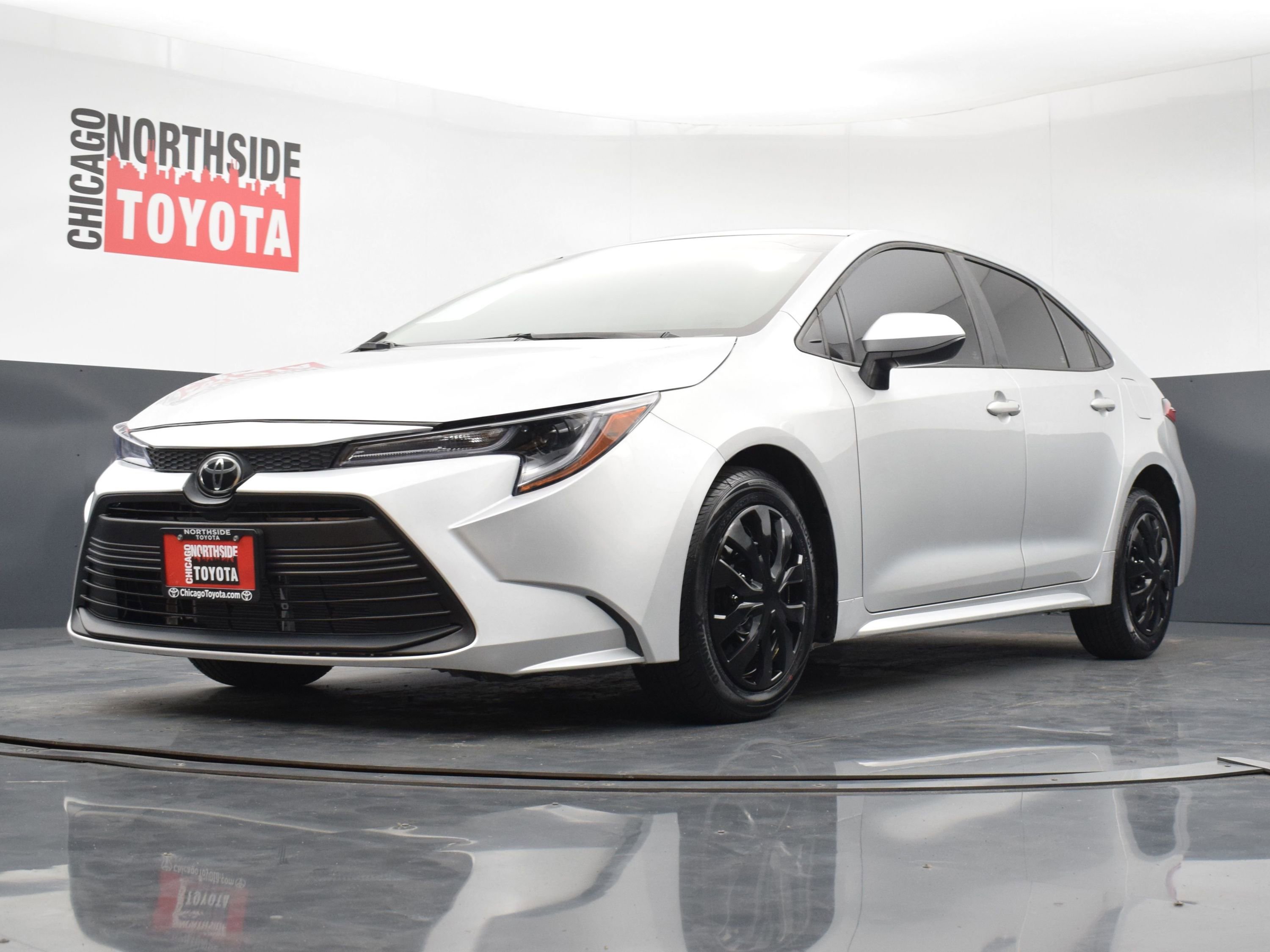 Used 2023 Toyota Corolla LE FWD image 30