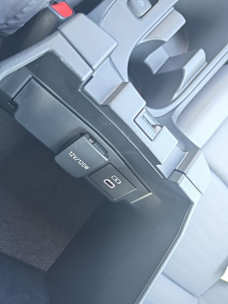 Used 2026 Toyota Corolla SE w/ SE Premium Package image 34