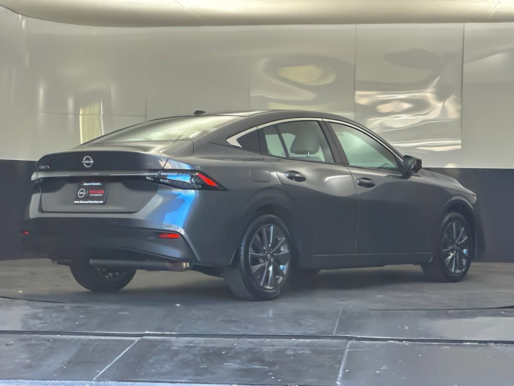 New 2026 Nissan Sentra SL w/ Floor Mat Package FWD image 3