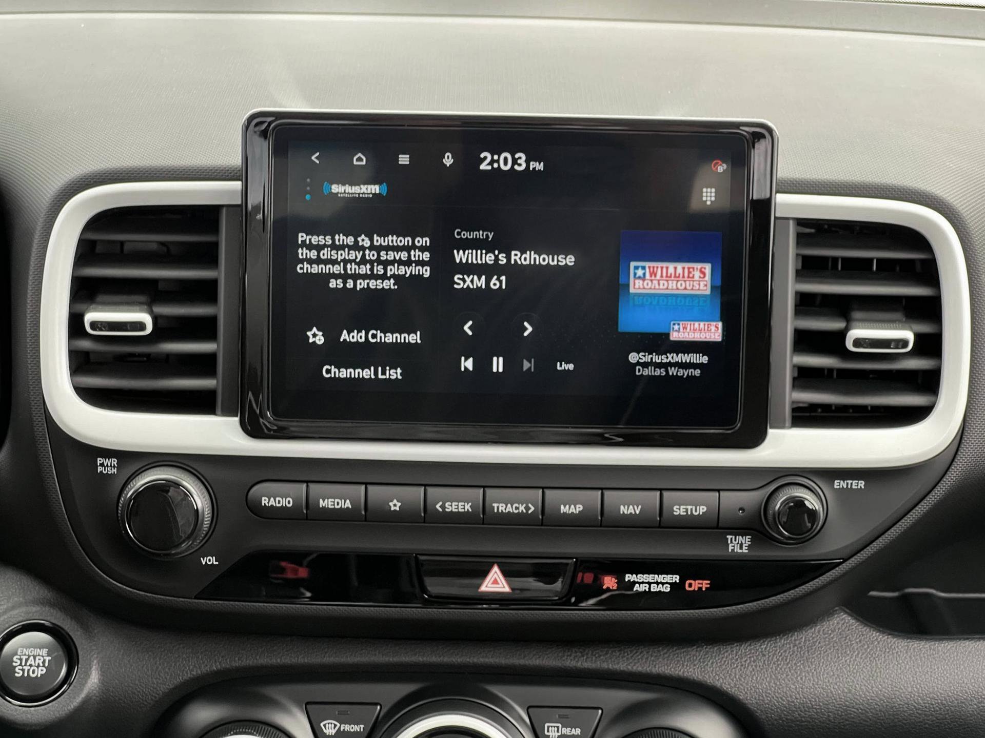 New 2025 Hyundai Venue Limited FWD image 19