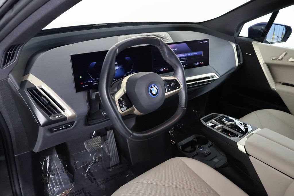 Certified 2024 BMW iX xDrive50 w/ Sport Package AWD/4WD image 7