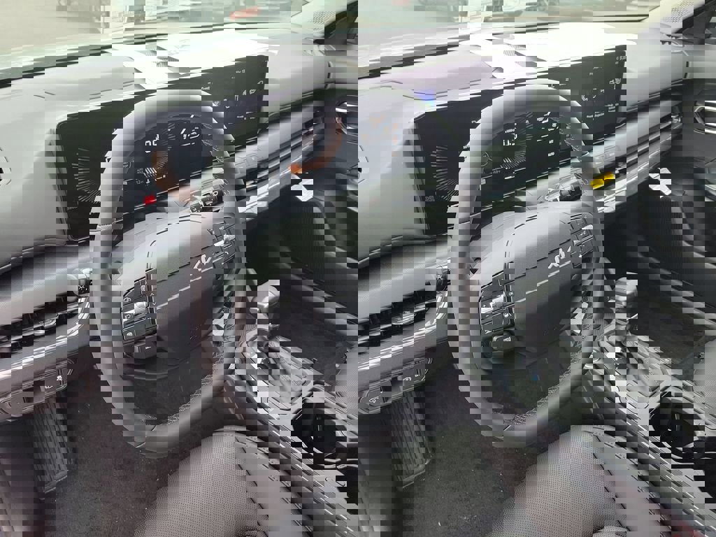 New 2026 Kia K4 EX image 21