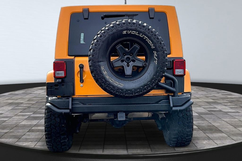 Used 2012 Jeep Wrangler Unlimited Rubicon w/ Dual Top Group image 4