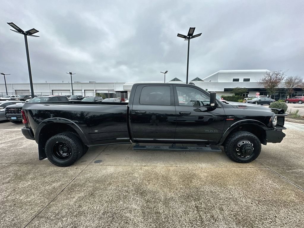 Used 2021 RAM 3500 Laramie w/ Night Edition image 10