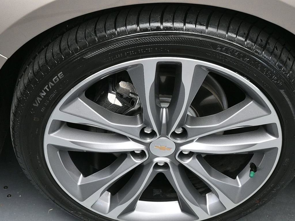 Used 2024 Chevrolet Malibu LT image 10