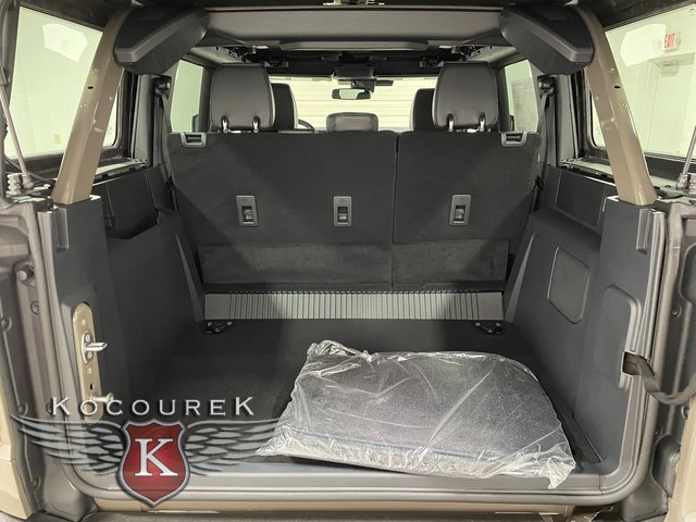 New 2025 Ford Bronco Outer Banks w/ Sasquatch Package image 24