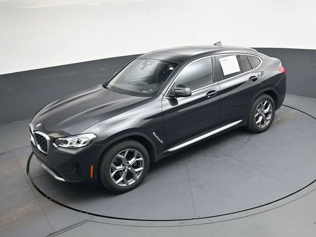 Used 2025 BMW X4 xDrive30i AWD/4WD image 33