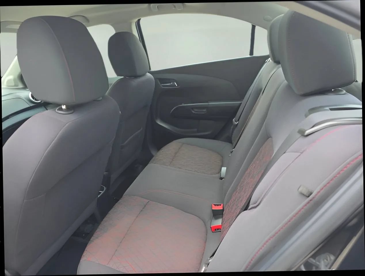 Used 2020 Chevrolet Sonic LT w/ RS Package FWD image 12