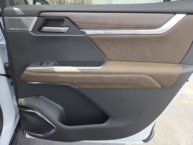 New 2026 GMC Acadia Denali Ultimate w/ LPO, Floor Liner Package image 29