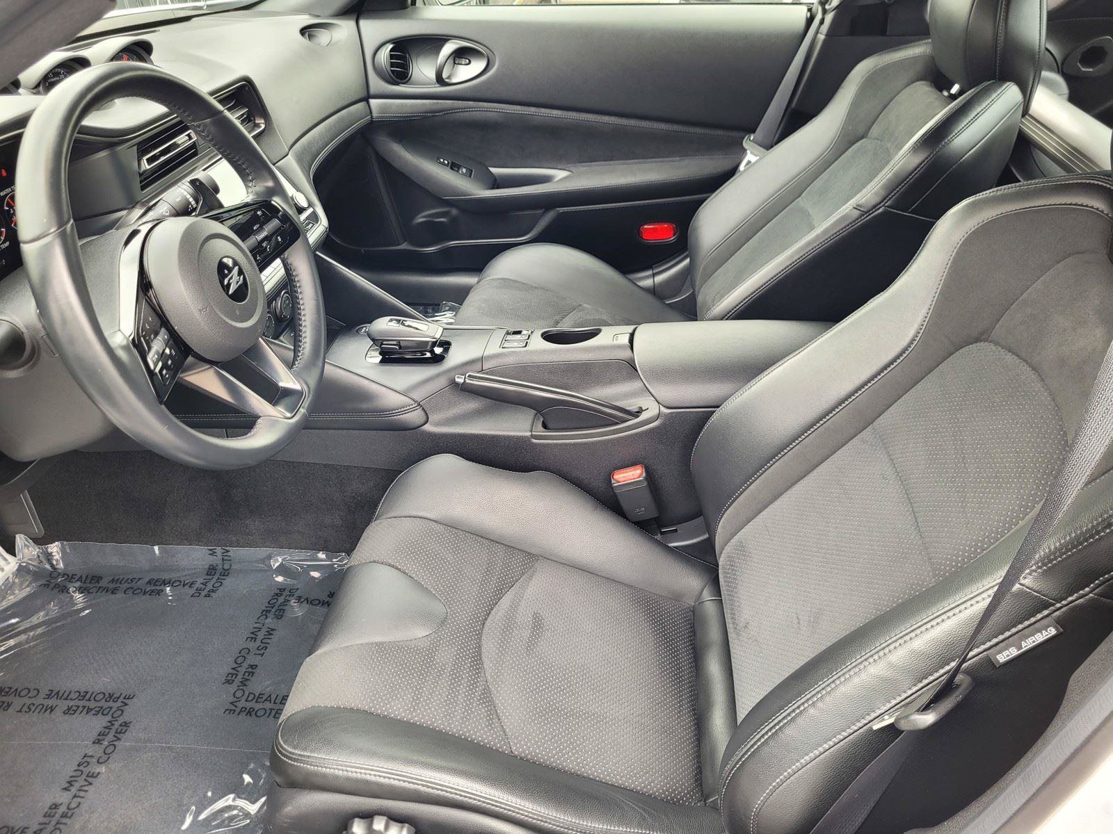 Used 2023 Nissan Z w/ Floor Mat Package (L93) RWD image 17