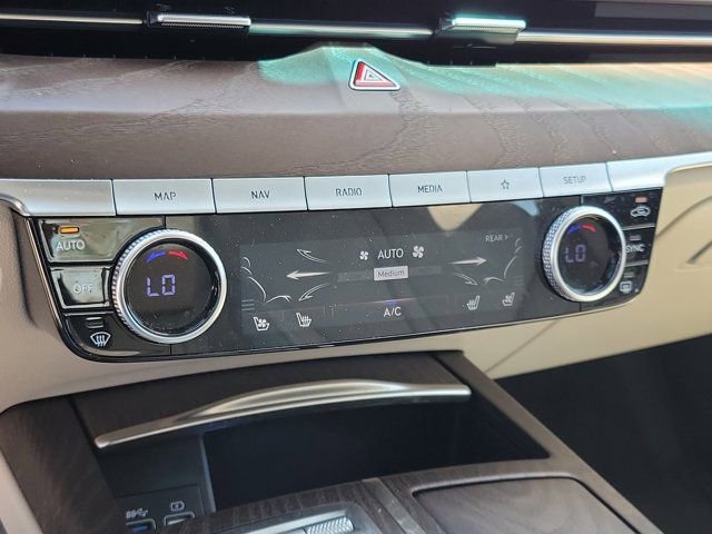 Used 2023 Genesis G80 2.5T w/ Advanced Package RWD image 33