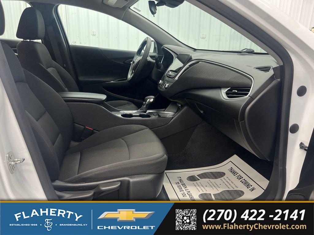 Used 2024 Chevrolet Malibu LT FWD image 15