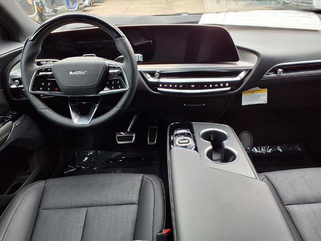 New 2026 Cadillac Lyriq V image 12